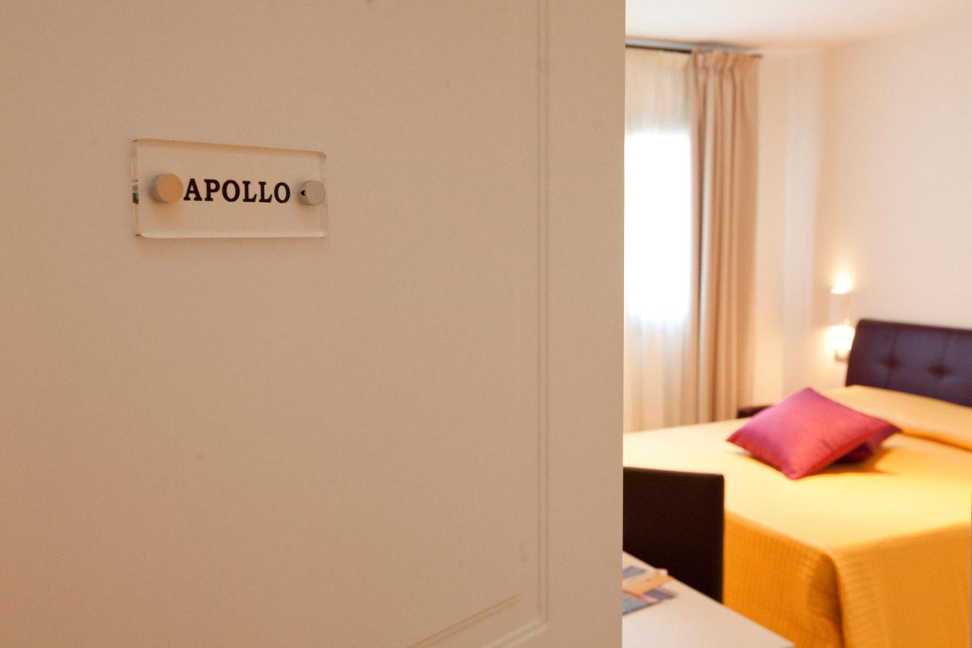 Xenia Hotel Villasimius Exteriér fotografie
